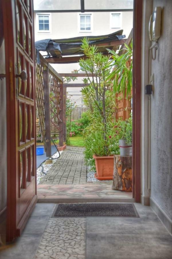 Gaeste Apartement Casa Luber Thalmassing  外观 照片